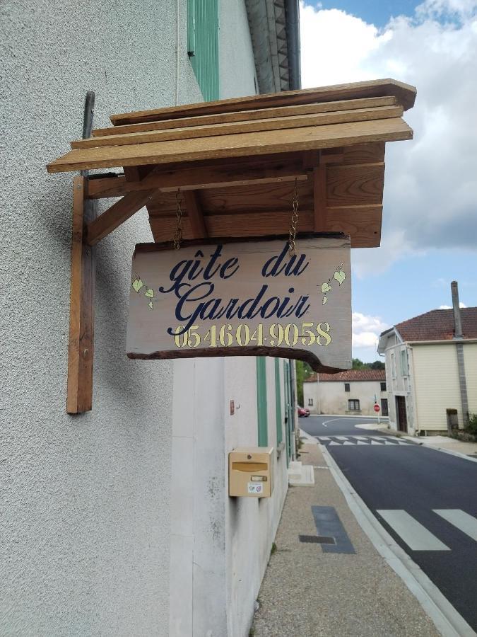 Gite Du Gardoir Boresse-et-Martron Екстериор снимка